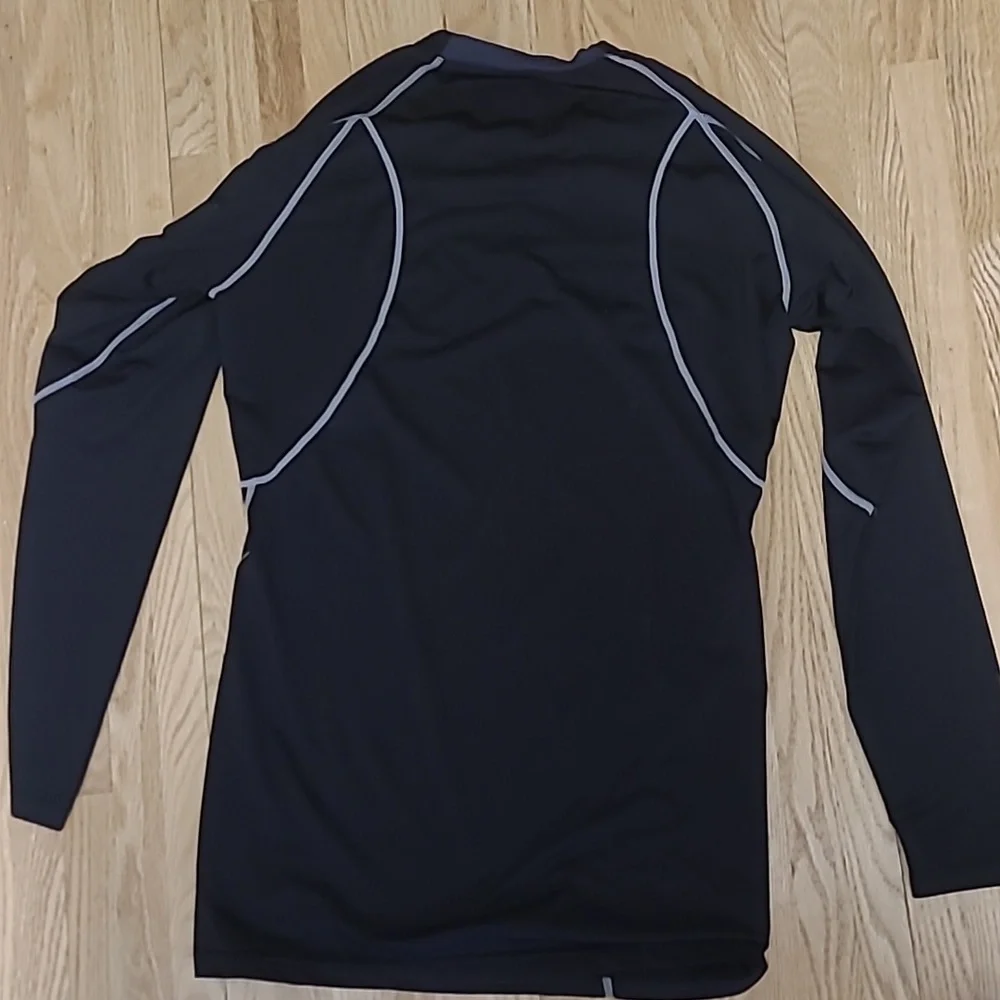 Tesla performance tee - Picture 4 of 4